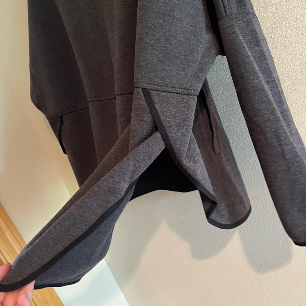 The North Face Grey Turtleneck Sweatshirt - Picture 10 of 10